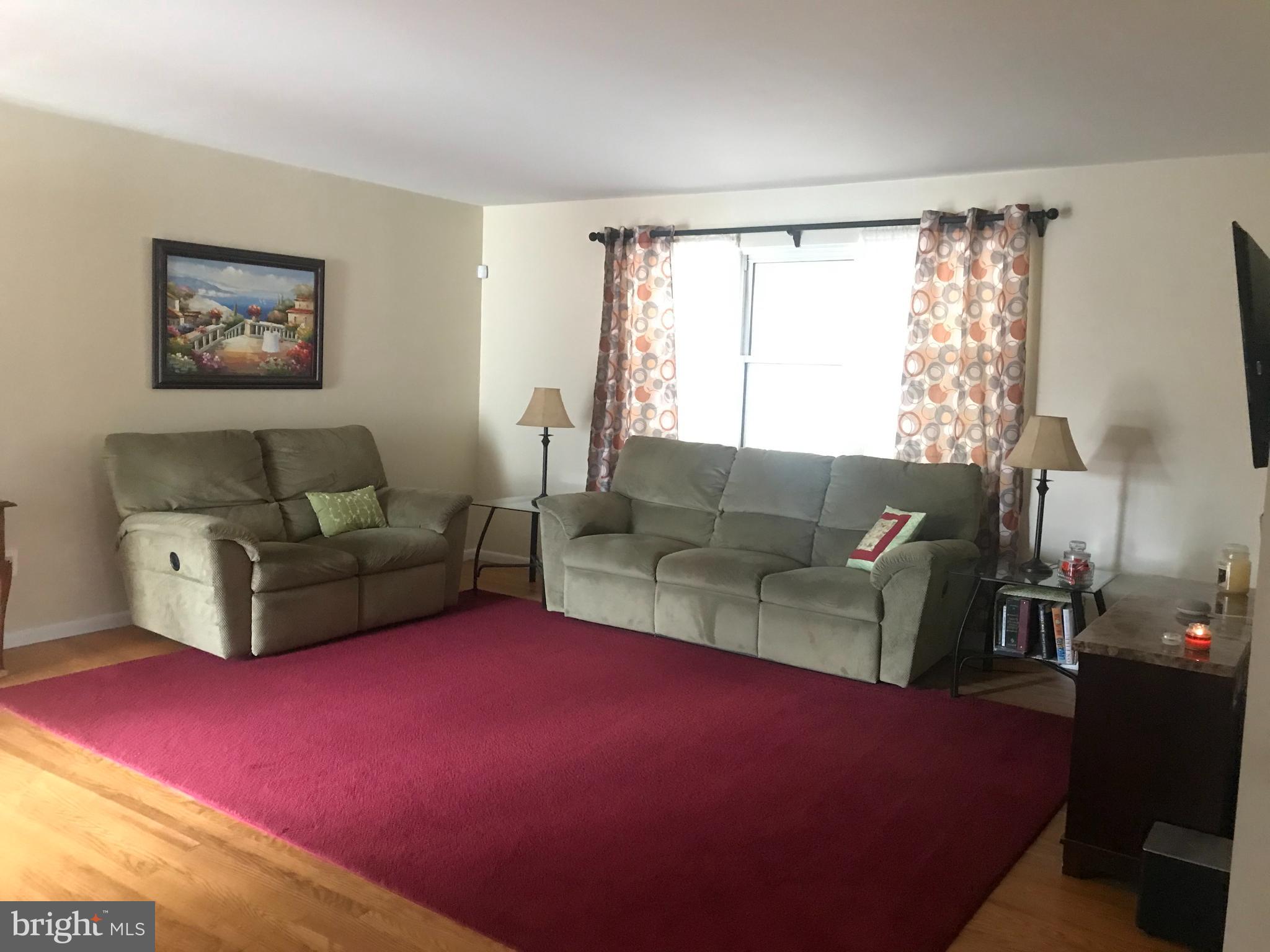 2540 Larkin Road Upper Chichester, PA 19061 - Photo 3 of 31 Living Room