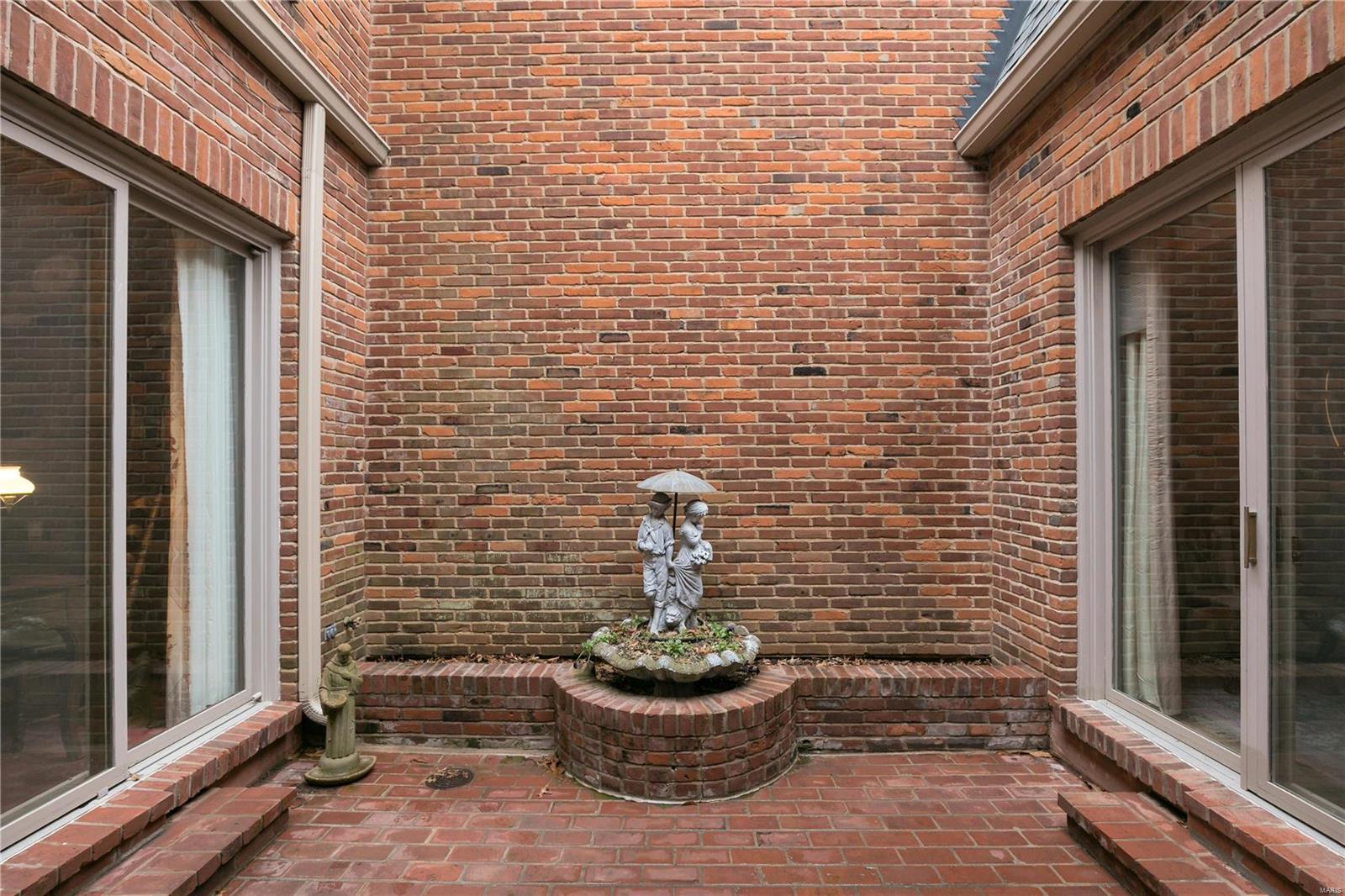 12 Chatfield Place Road Creve Coeur, MO 63141 - Photo 13 of 28 Gallery Image 13
