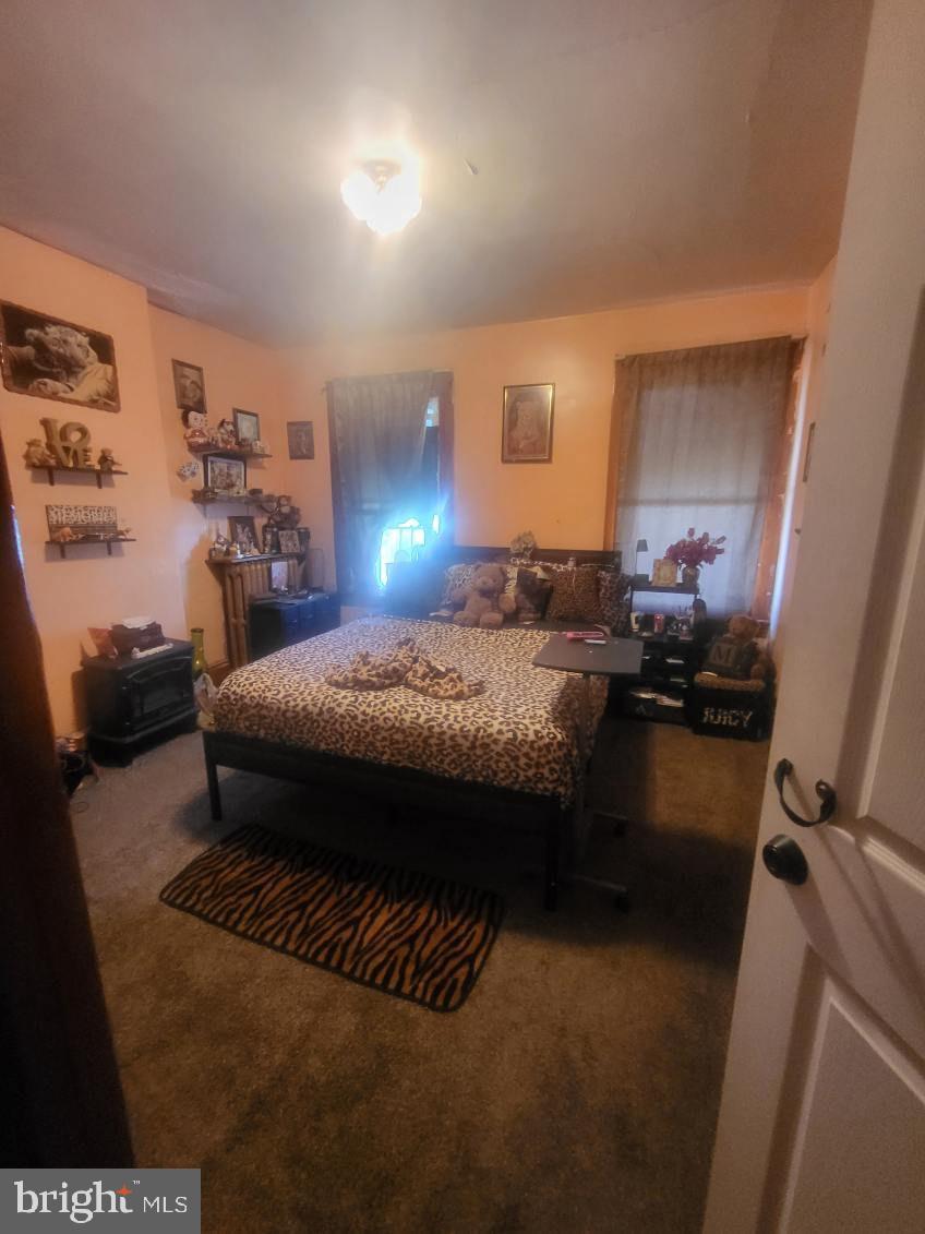 413 Delaware Street Monessen, PA 15062 - Photo 19 of 19 Cozy retreat with warm, inviting hues.