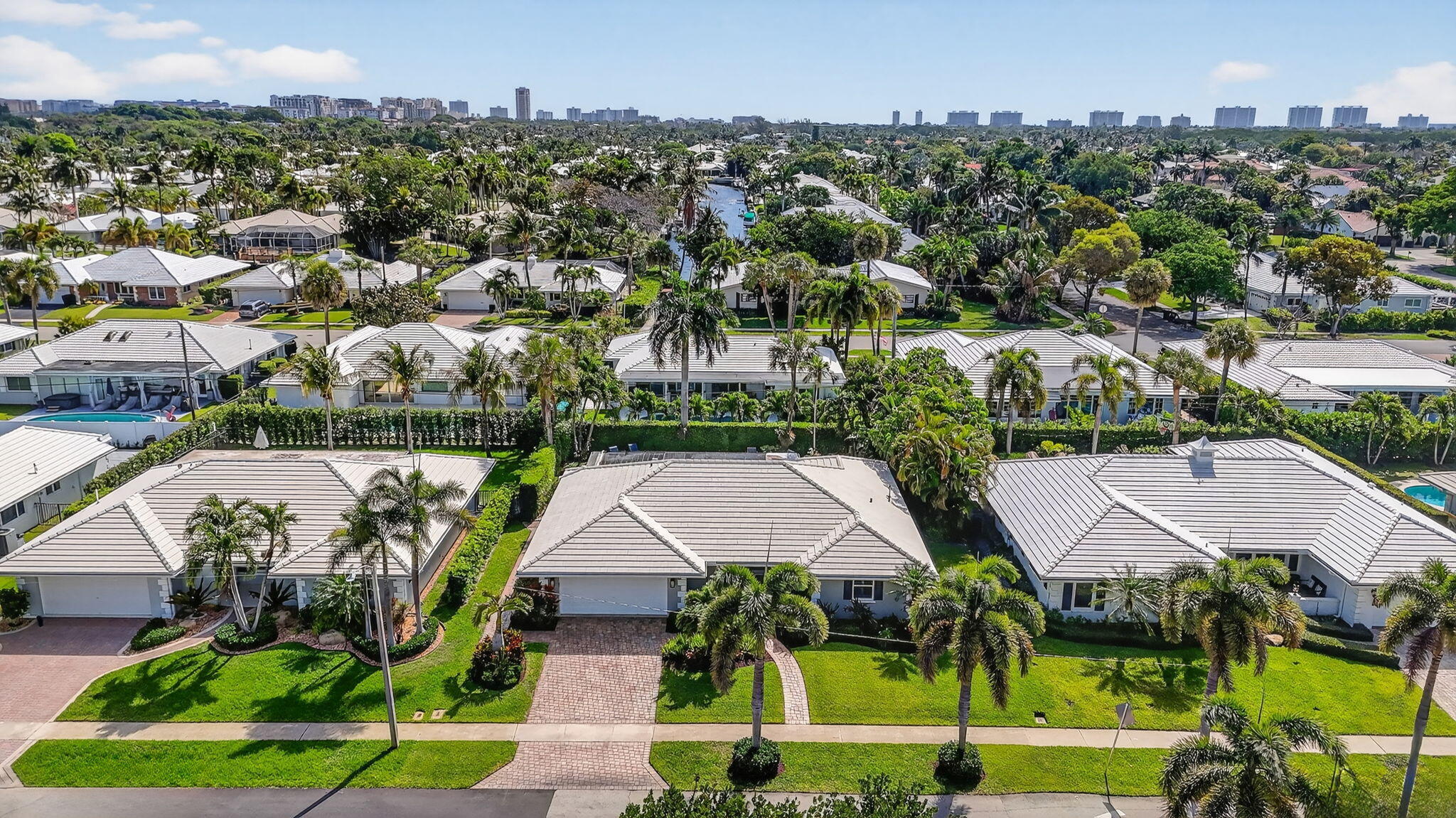 1388 Walnut Terrace Boca Raton, FL 33486 - Photo 60 of 74 61-web-or-mls-DJI_20260404230006_0132_D_