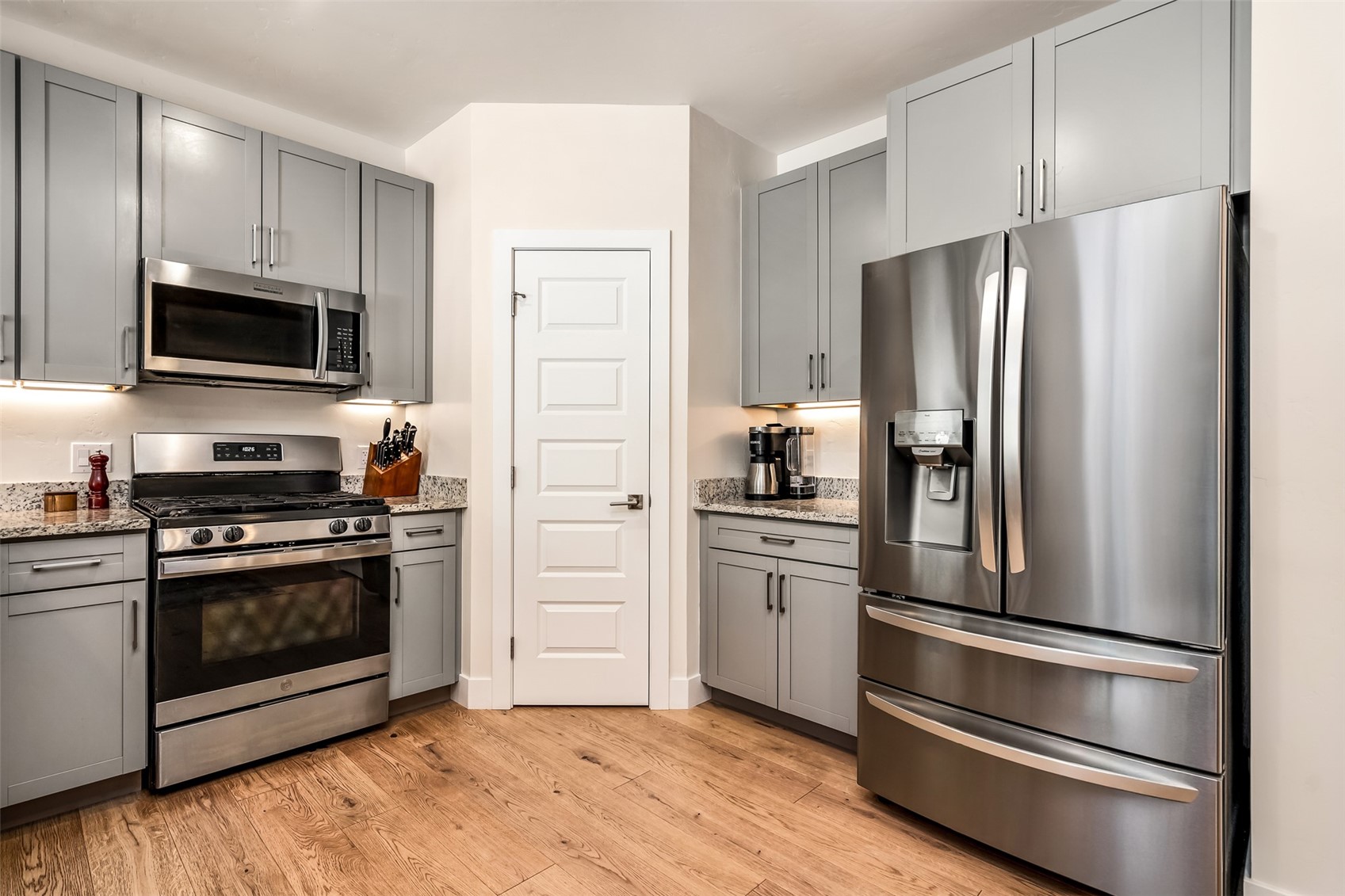 23 Clearwater Way, Unit 102 Keystone, CO 80435 - Photo 12 of 47 Kitchen with corner pantry