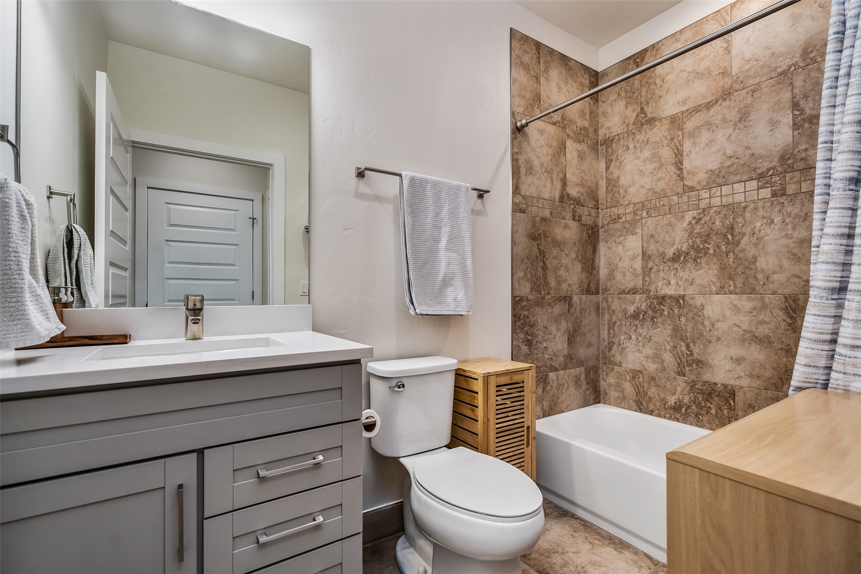 23 Clearwater Way, Unit 102 Keystone, CO 80435 - Photo 26 of 47 Guest Bathroom