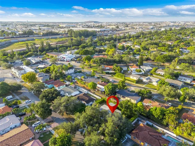 $3,900 | 333 Linwood Drive, Unit 1, Miami Springs, FL 33166