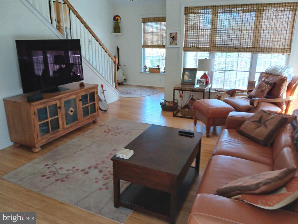 1788 Gibson Road Bensalem, PA 19020 - Photo 4 of 21