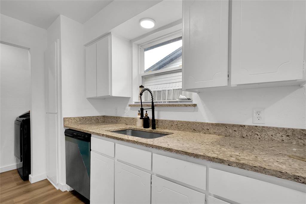 6408 Grasshopper Drive Watauga, TX 76148 - Photo 5 of 26