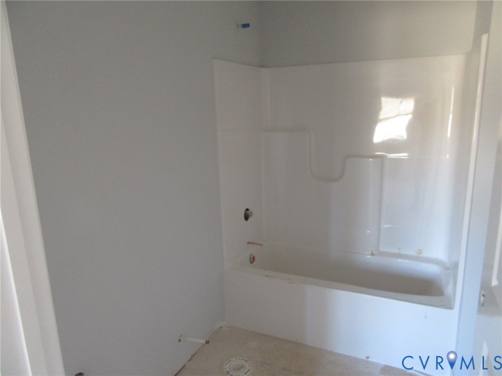 10240 White Oak Church Road Wilsons, VA 23894 - Photo 12 of 15