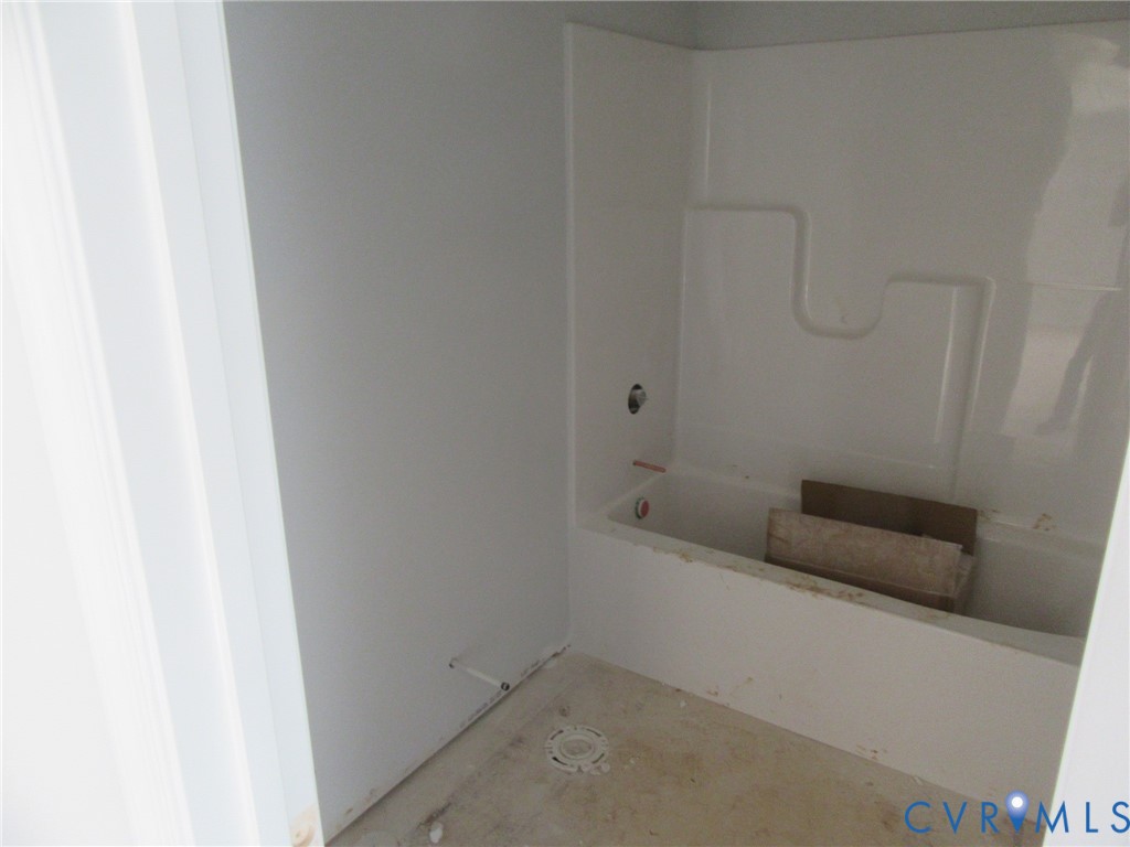 10240 White Oak Church Road Wilsons, VA 23894 - Photo 4 of 15