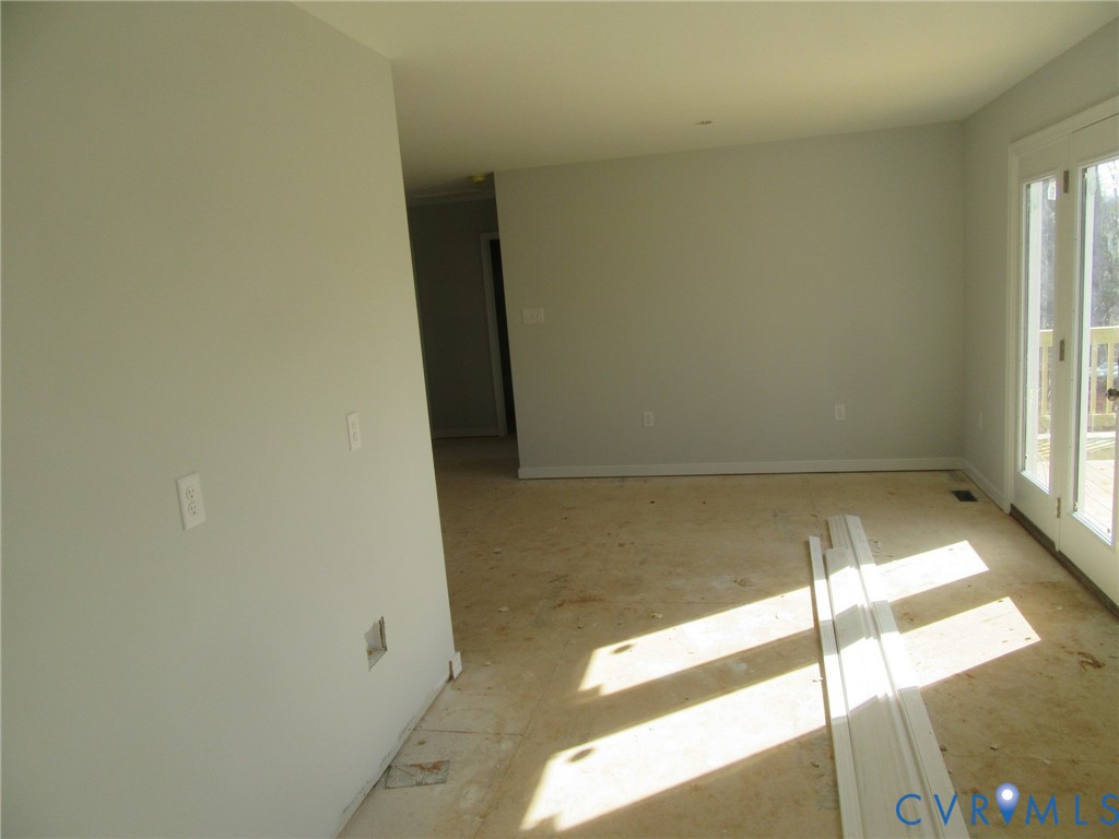 10240 White Oak Church Road Wilsons, VA 23894 - Photo 10 of 15