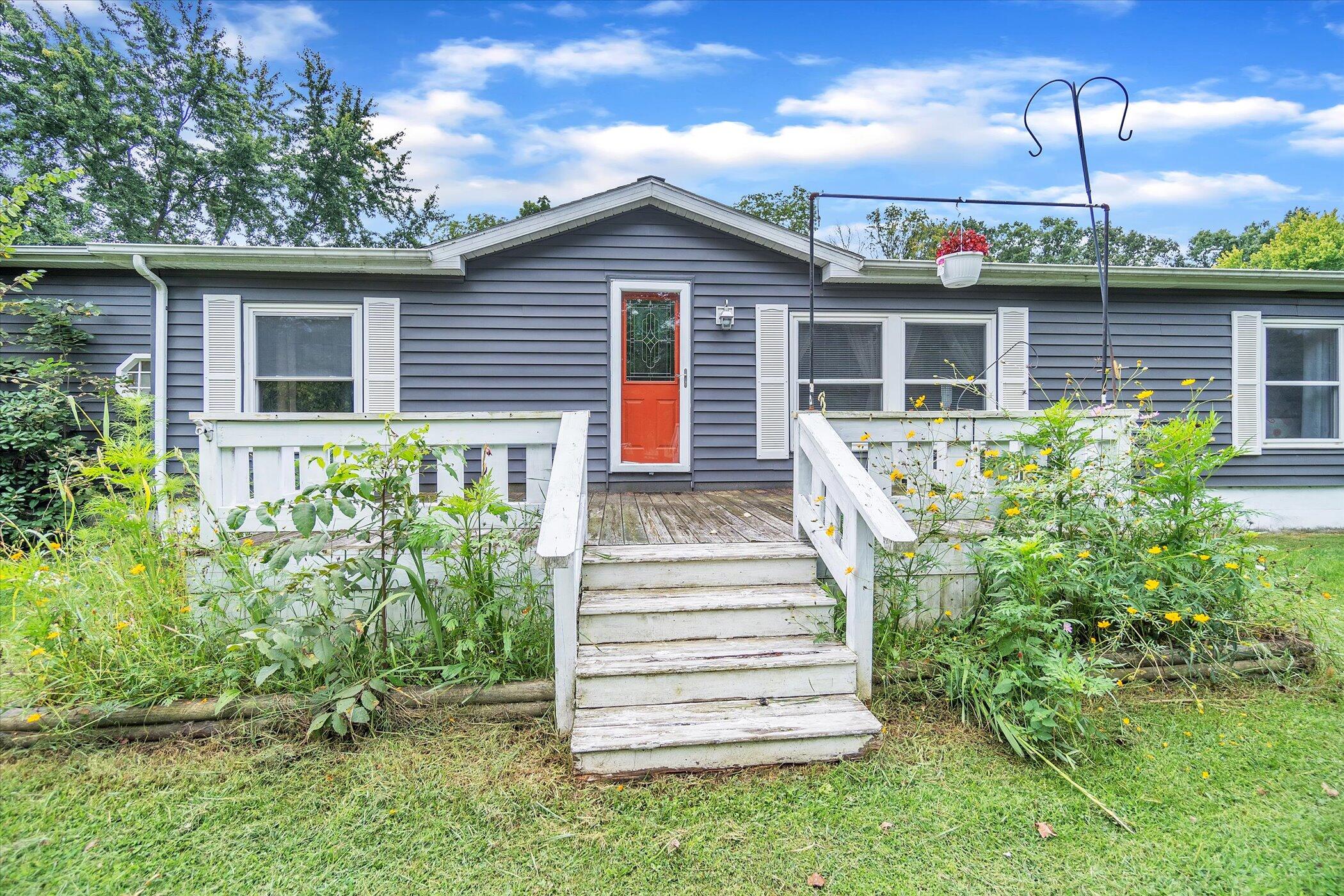 7797 McCain Road Parma, MI 49269 - Photo 4 of 50 04-7797-McCain-Rd-WindowStill-Real-Estat