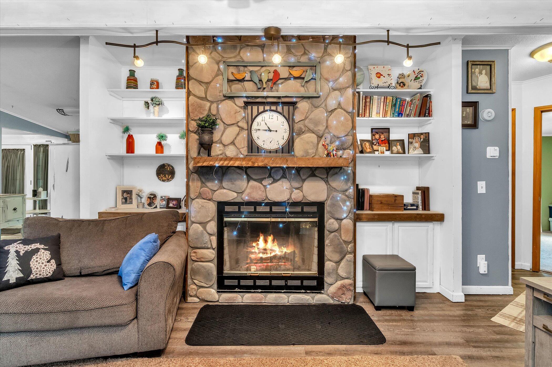 7797 McCain Road Parma, MI 49269 - Photo 8 of 50 08-7797-McCain-Rd-WindowStill-Real-Estat