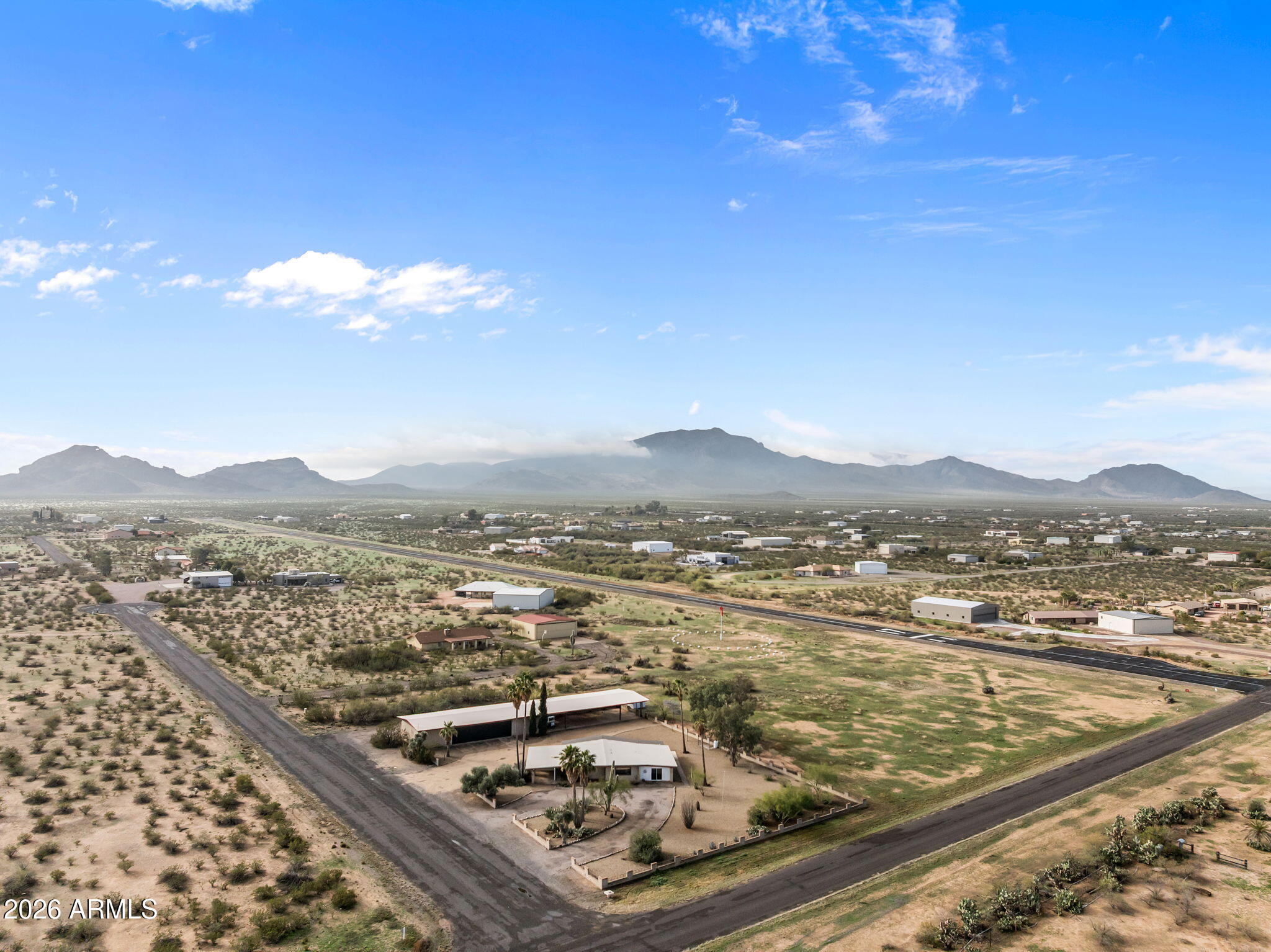 50907 West Iver Road Aguila, AZ 85320 - Photo 37 of 46 a view of a sky from a terrace