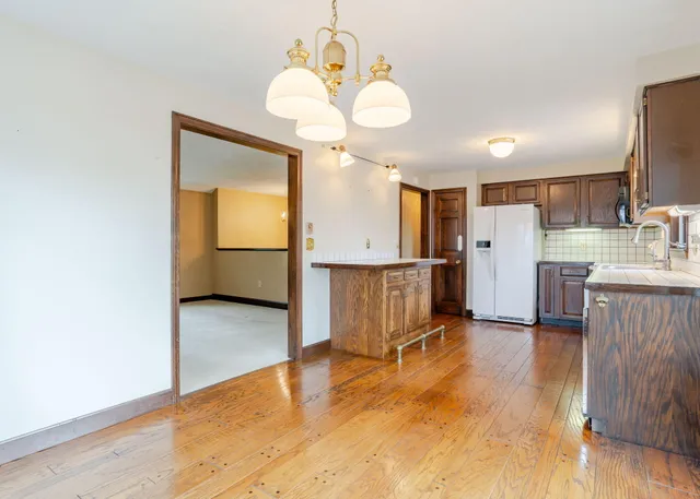 $585,000 | 162 Fogg Road, Scarborough, ME 04074