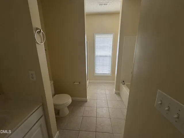 $1,400 | 2510 Friedland Place, Unit 202, Raleigh, NC 27617