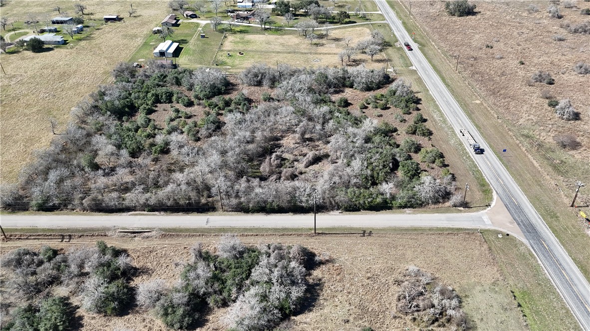 483 Highway 202 Refugio, TX 78377 - Photo 4 of 4 a view of a yard