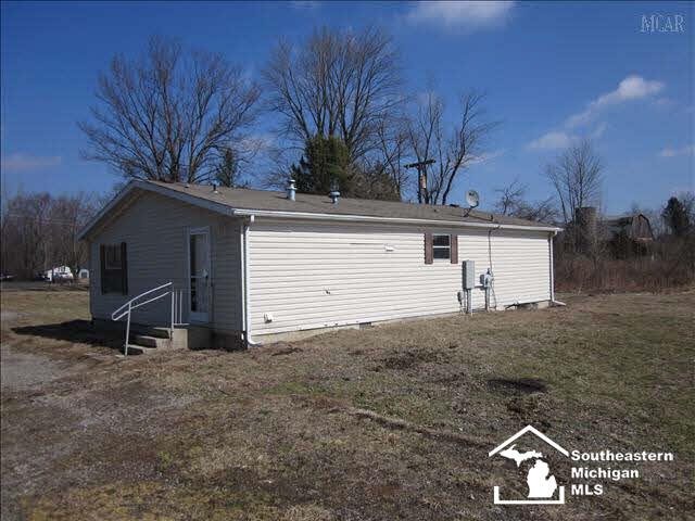 12525 Ostrander Road Maybee, MI 48159 - Photo 3 of 10 20005874-2.JPG