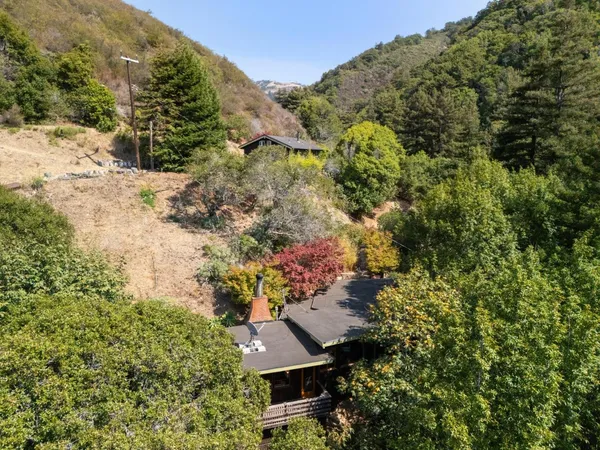 $2,600,000 | 10026 Sycamore Canyon Road, Big Sur, CA 93920