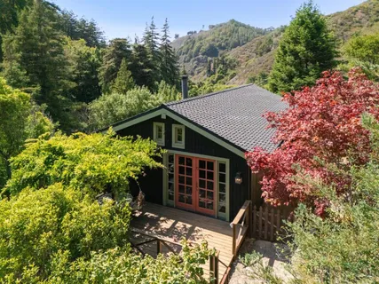 $2,600,000 | 10026 Sycamore Canyon Road, Big Sur, CA 93920