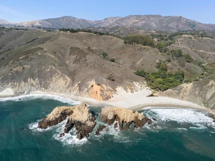 $2,600,000 | 10026 Sycamore Canyon Road, Big Sur, CA 93920