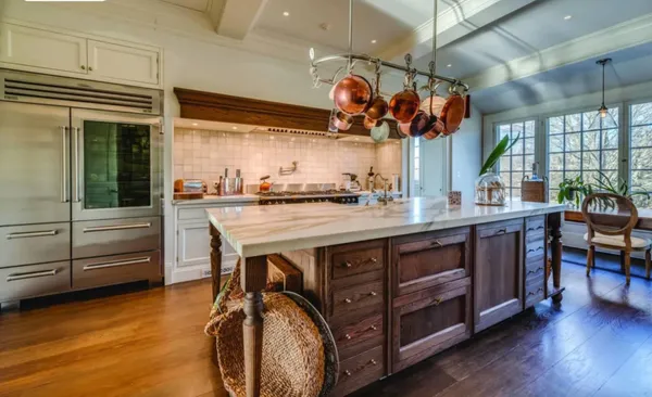 $275,000 | 108 Fairfield Pond Lane, Sagaponack, NY 11962