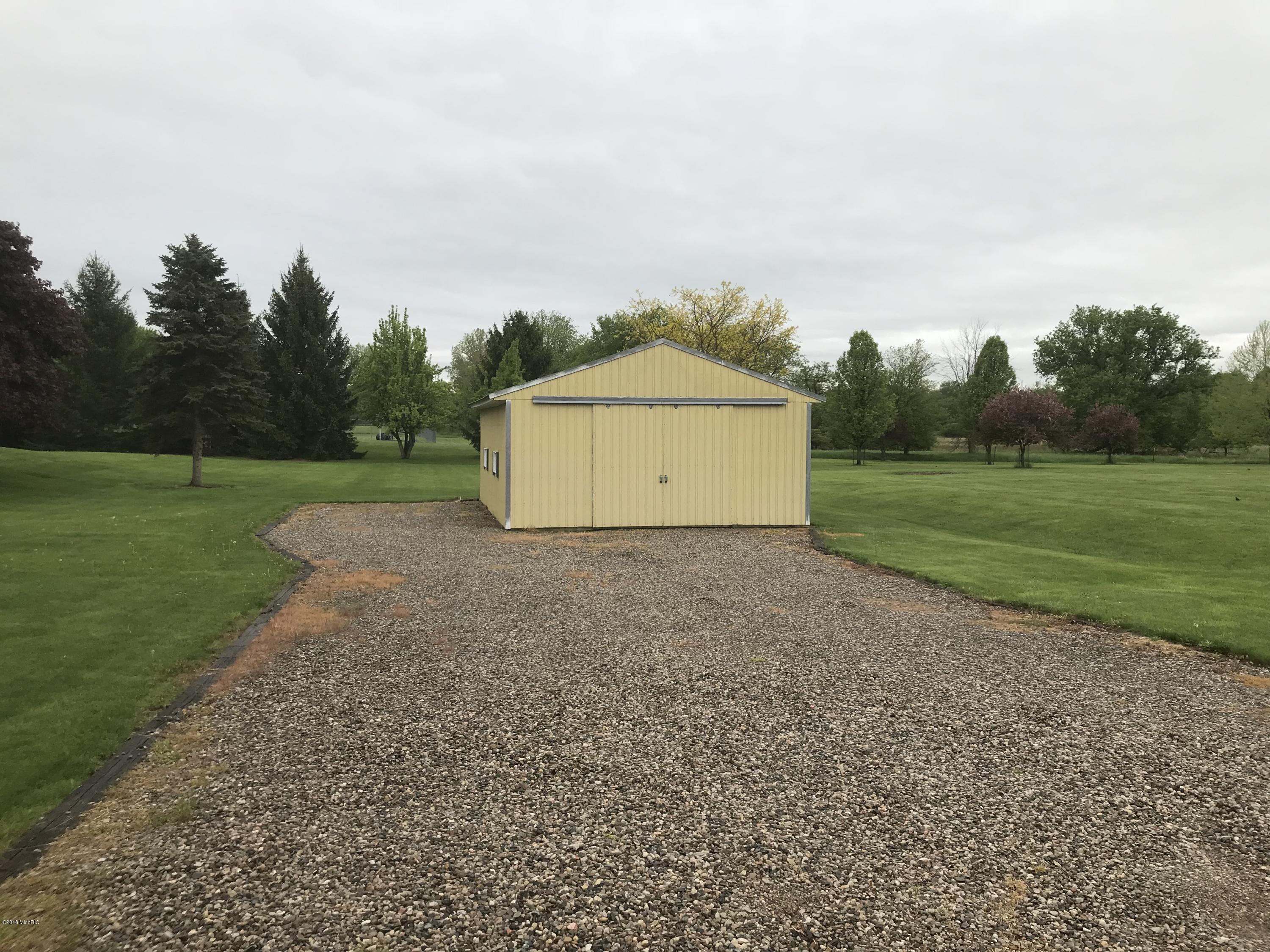 121 West Parmeter Road Ionia, MI 48846 - Photo 34 of 34 IMG_2612