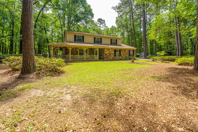 $625,000 | 110 County Rd S-18-417, Summerville, SC 29483