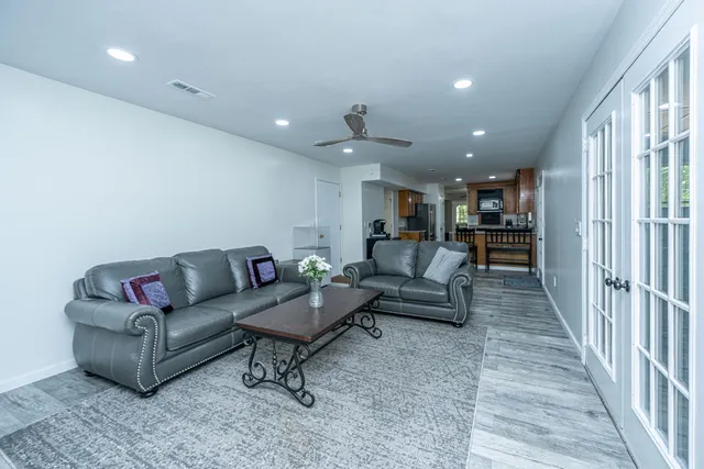 $625,000 | 110 County Rd S-18-417, Summerville, SC 29483