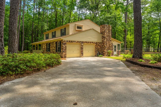 $625,000 | 110 County Rd S-18-417, Summerville, SC 29483