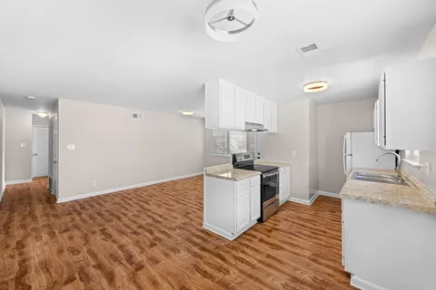 $468,880 | 5578 Spinnaker Drive, Unit 4, San Jose, CA 95123