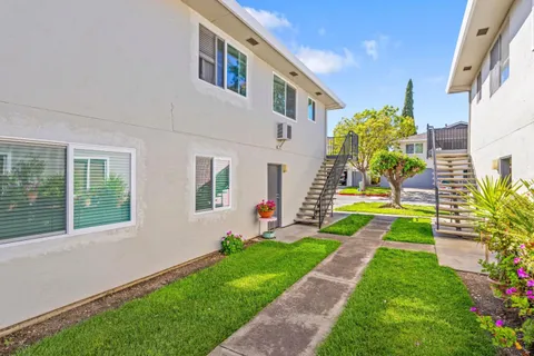 $468,880 | 5578 Spinnaker Drive, Unit 4, San Jose, CA 95123
