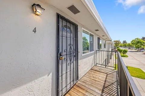 $468,880 | 5578 Spinnaker Drive, Unit 4, San Jose, CA 95123