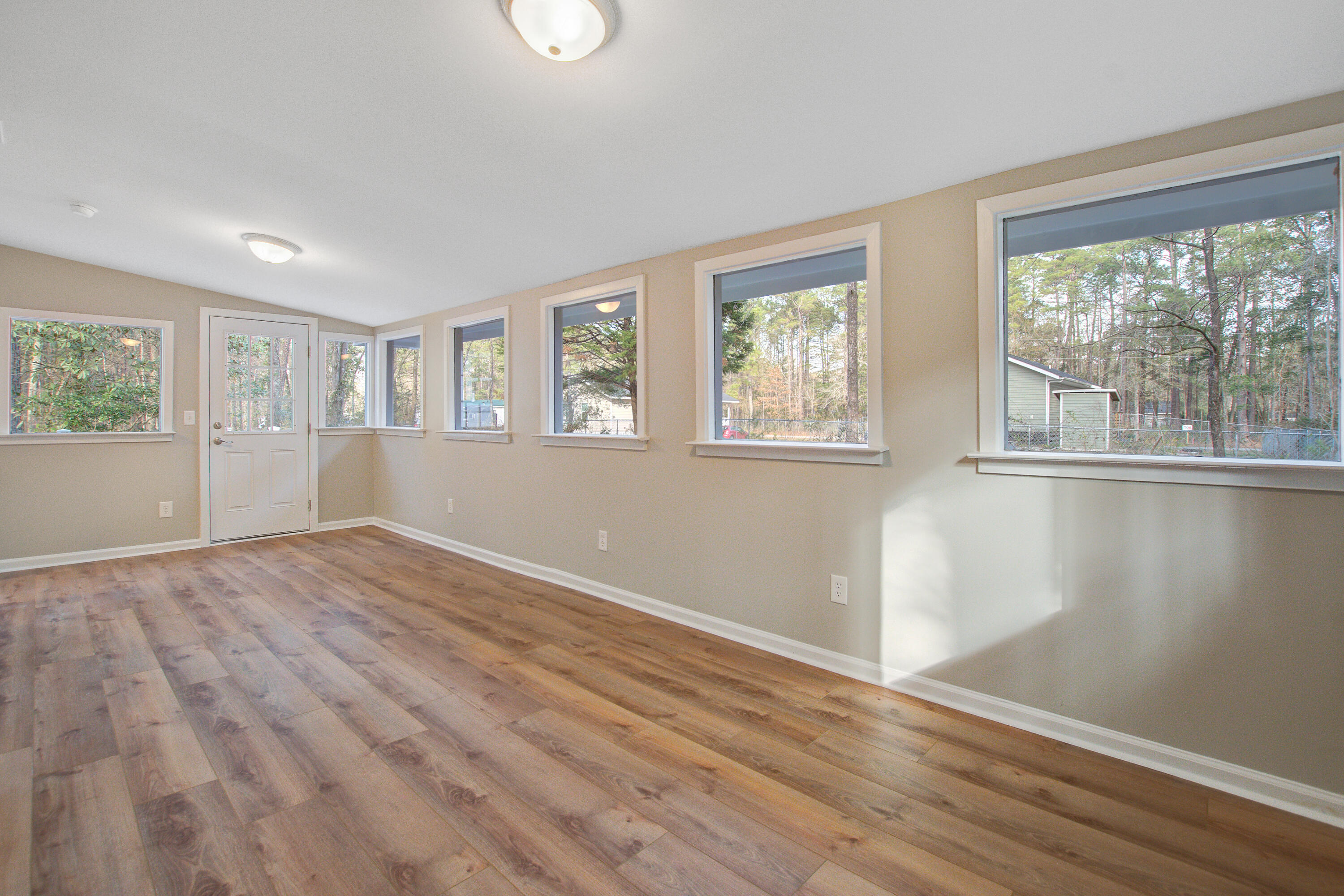 6144 State Rd S-10-2077 Ravenel, SC 29470 - Photo 3 of 28 6144 (14)