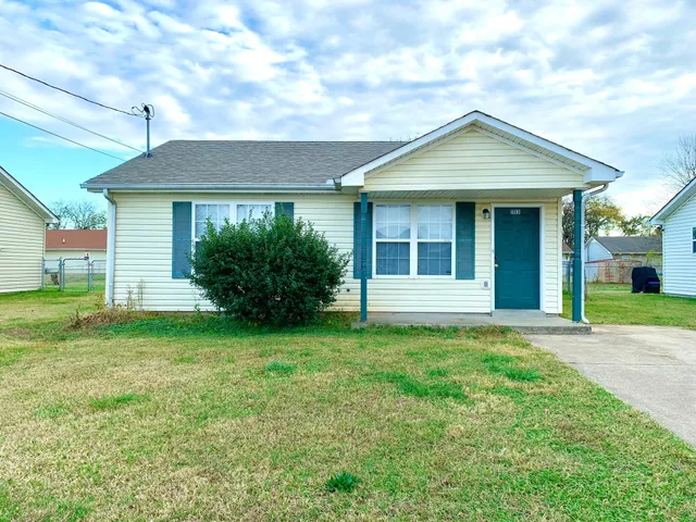 $1,050 | 1113 Keith Avenue, Oak Grove, KY 42262