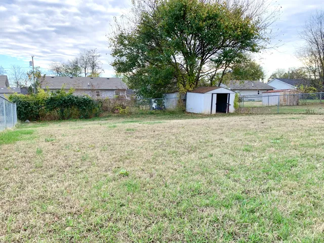 $1,050 | 1113 Keith Avenue, Oak Grove, KY 42262