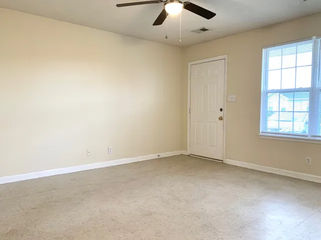 $1,050 | 1113 Keith Avenue, Oak Grove, KY 42262