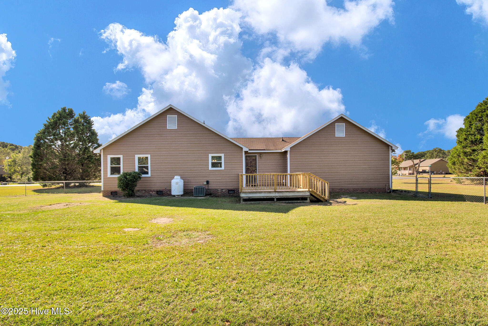 8413 Brightleaf Place St. Pauls, NC 28384 - Photo 27 of 28 8413 Brightleaf Pl(36 of 38)
