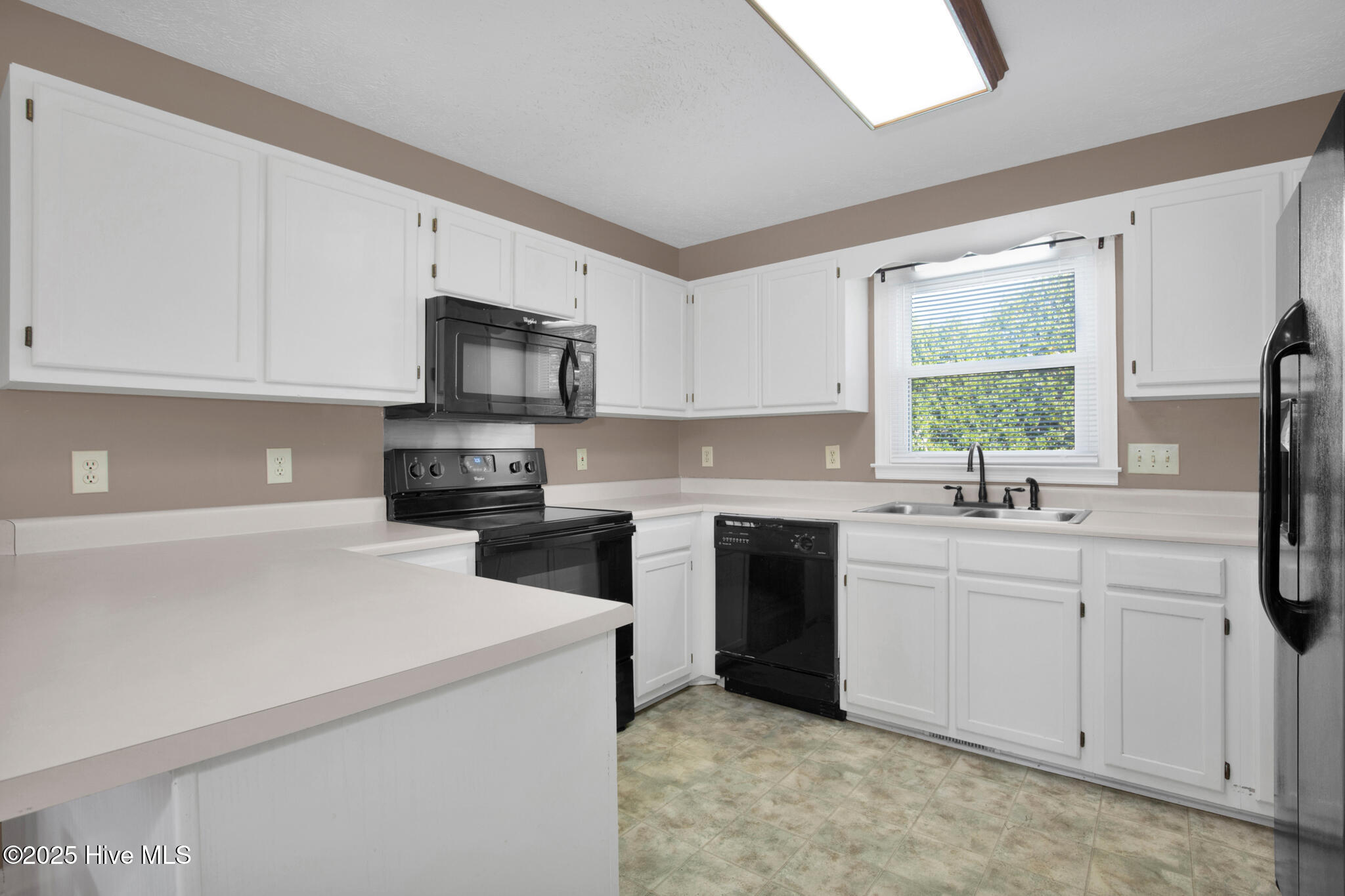 8413 Brightleaf Place St. Pauls, NC 28384 - Photo 10 of 28 8413 Brightleaf Pl(17 of 38)