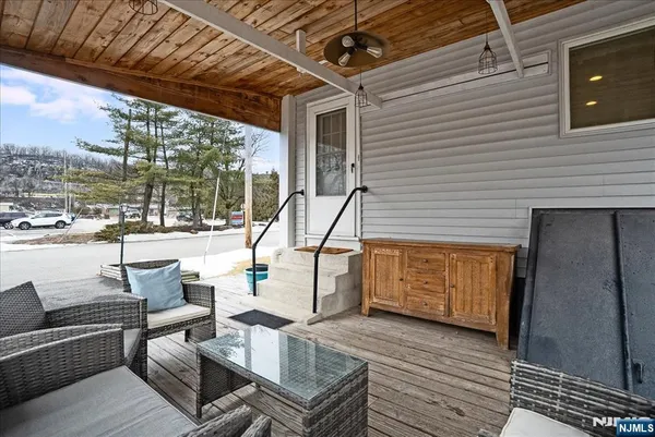 $469,900 | 118 Broad Street, Pompton Lakes, NJ 07442