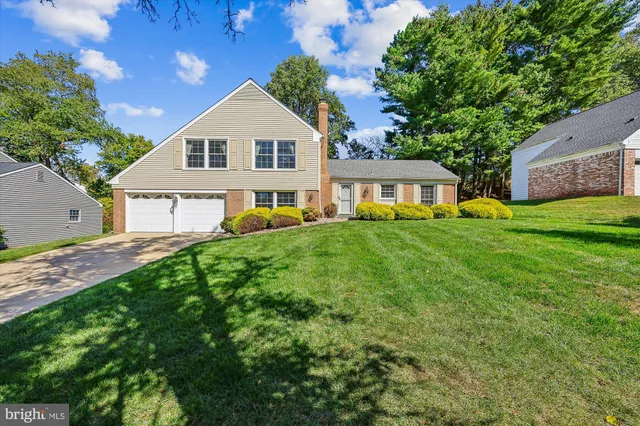 $1,050,000 | 9013 Wandering Trail Drive, Potomac, MD 20854