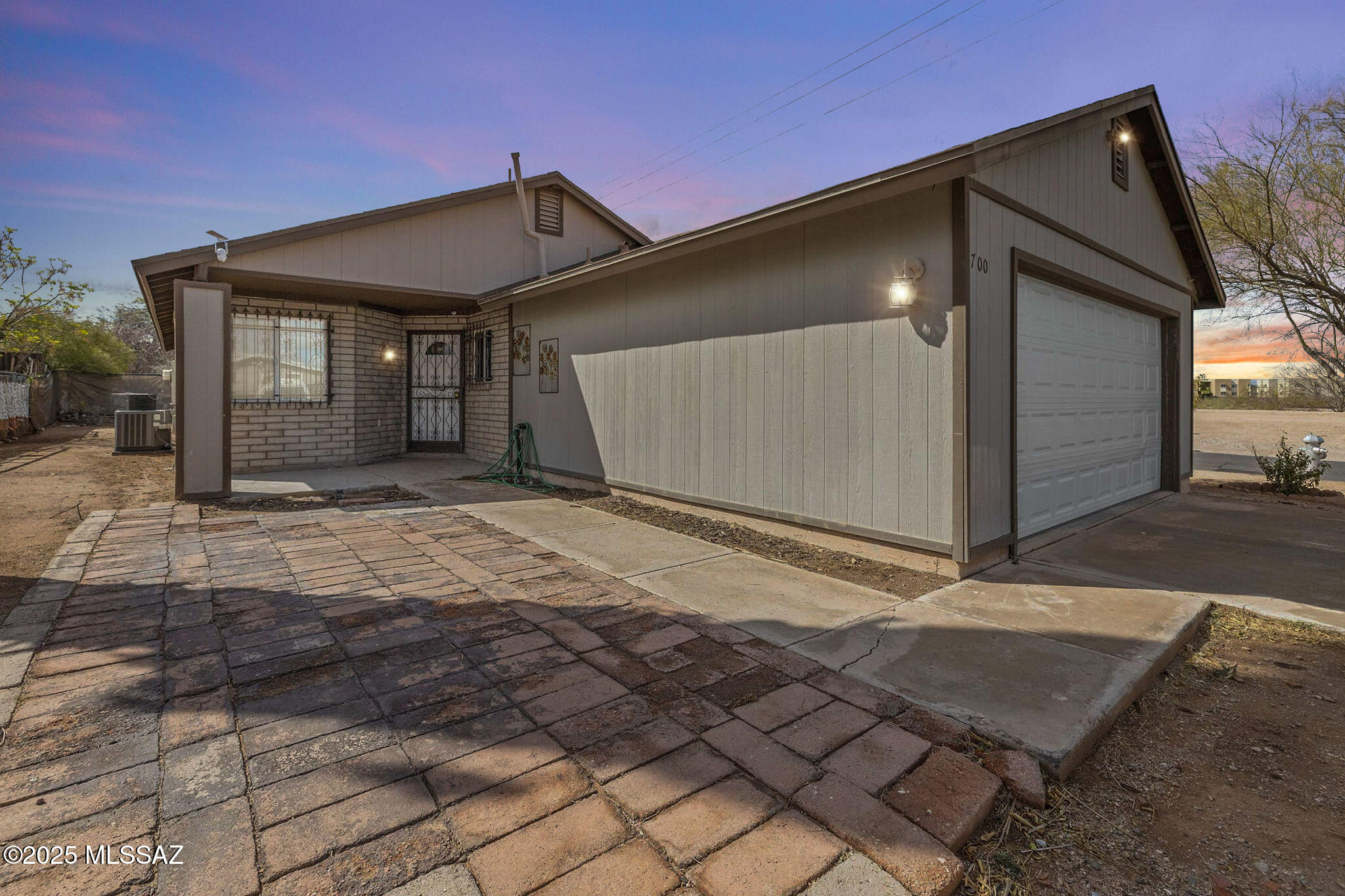 700 East Bantam Road Tucson, AZ 85706 - Photo 2 of 29 Gallery Image 2