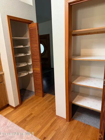 $882,000 | 7959 North Valley Street, Dalton Gardens, ID 83815