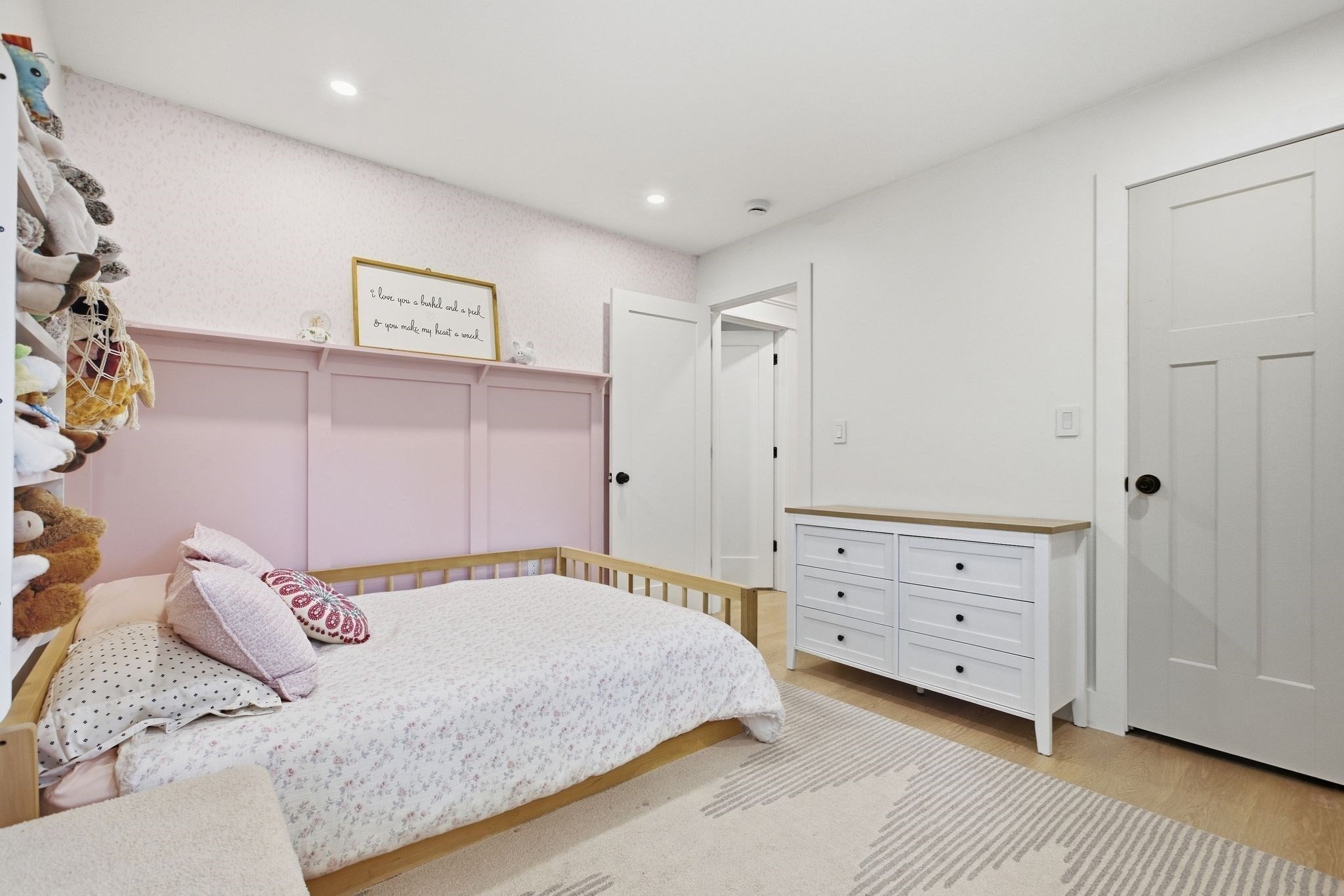 25 Howell Road Sudbury, MA 01776 - Photo 12 of 24 Gallery Image 12