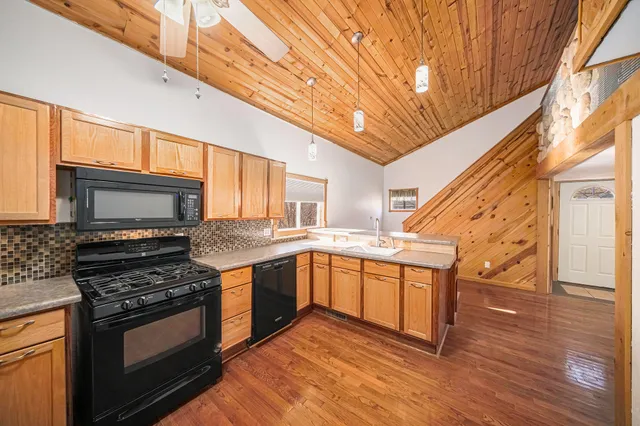 $159,999 | 319 North Gorham Street, Jackson, MI 49202