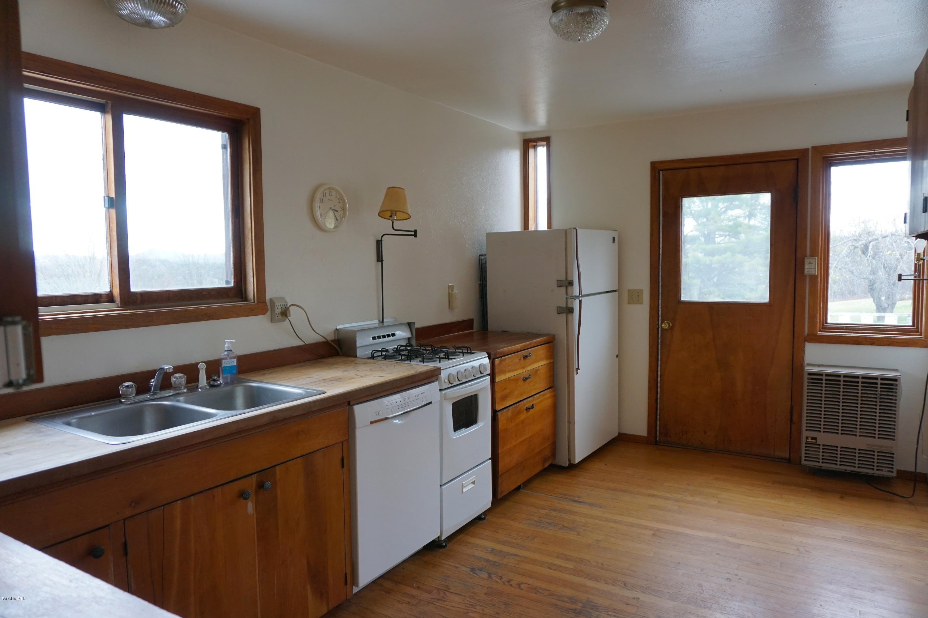138 Jug End Road Egremont, MA 01230 - Photo 8 of 14 KITCHEN