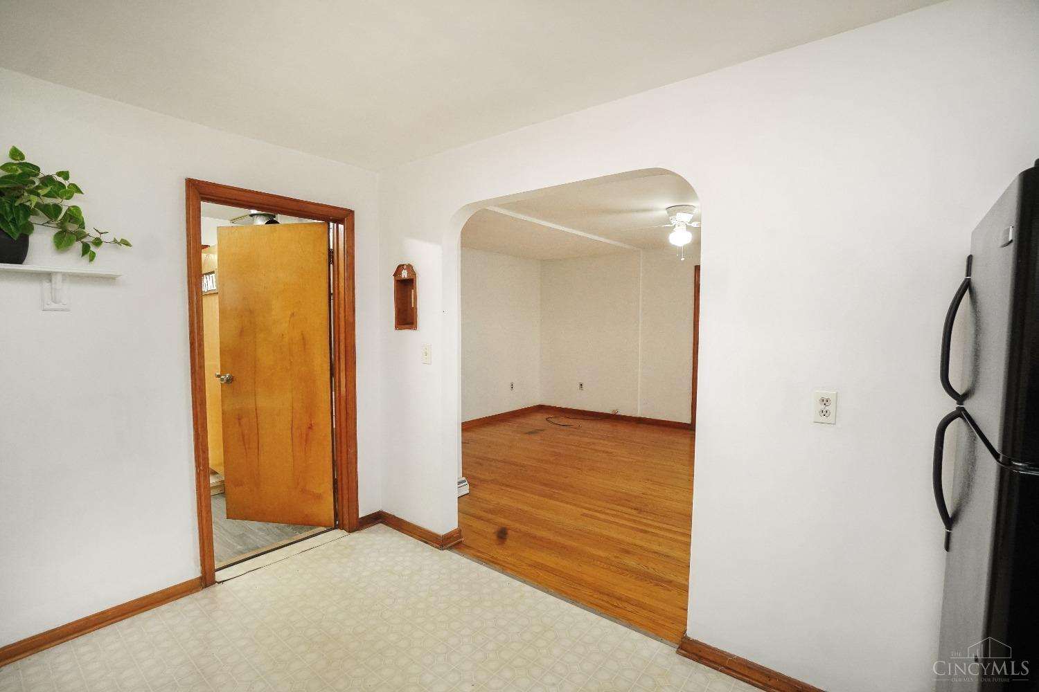 3612 Lucas Road Blanchester, OH 45107 - Photo 14 of 35 Gallery Image 14