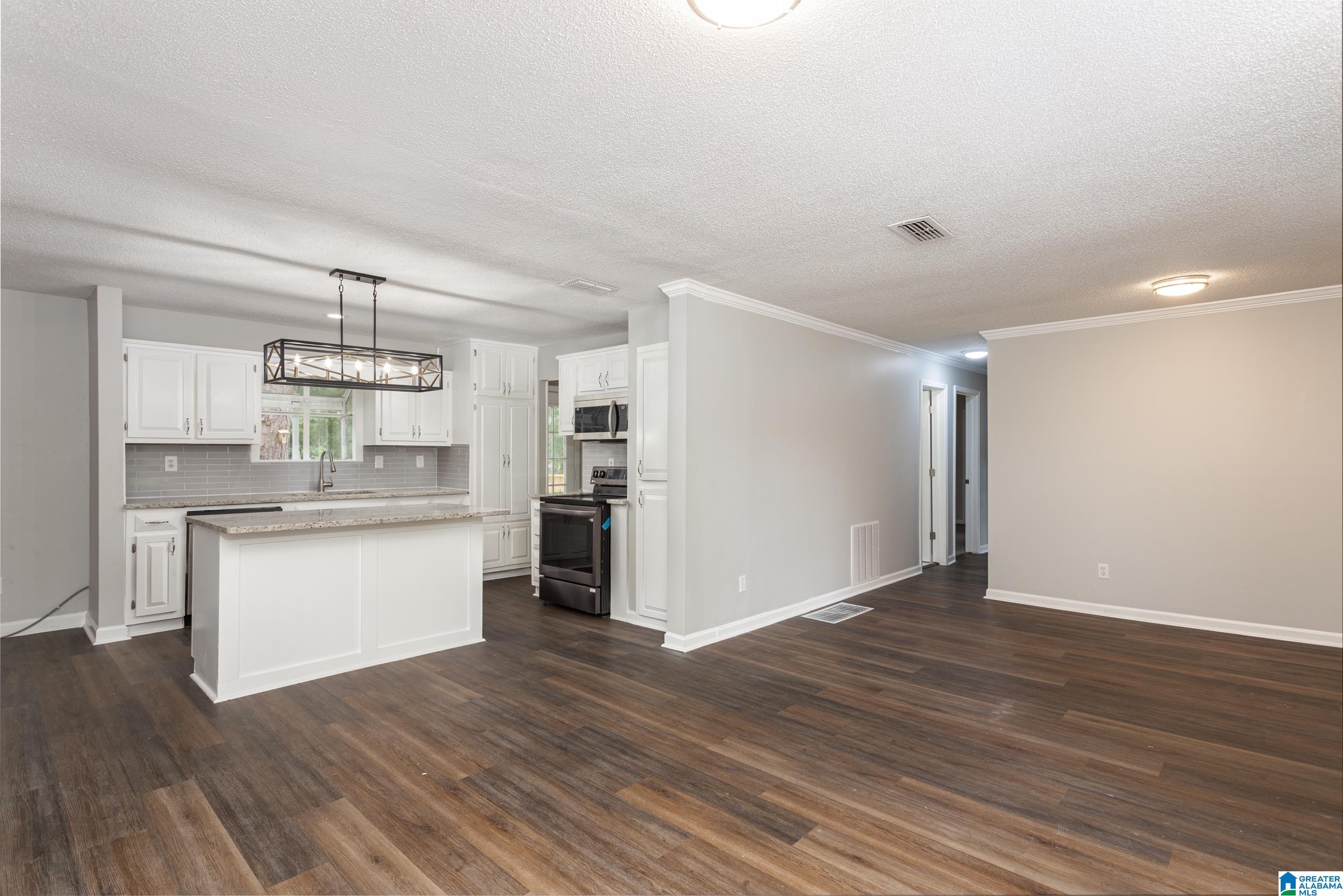 704 Truss Ferry Road Pell City, AL 35128 - Photo 8 of 38 Gallery Image 8