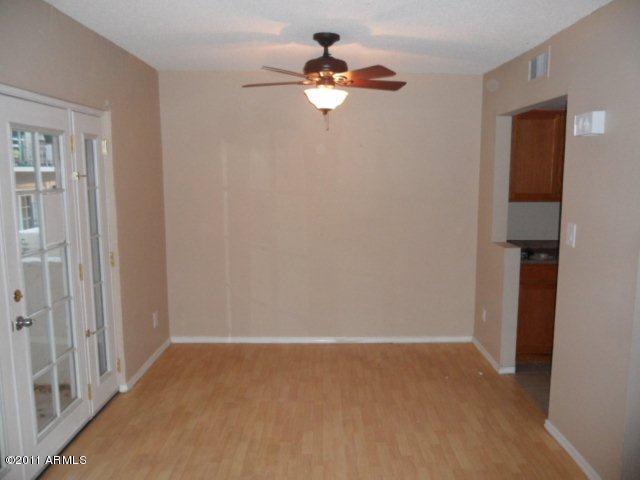 3416 North 44th Street, Unit 24 Phoenix, AZ 85018 - Photo 4 of 9 Dining / Breakfast Area