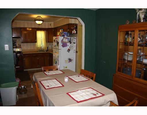 194 Seavey Road Pittsburgh, PA 15223 - Photo 14 of 17 Kitchen.