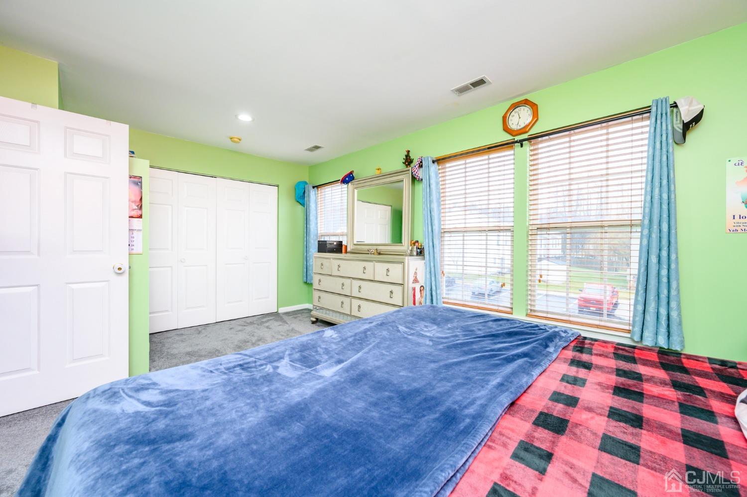21 Knightwood Road Burlington, NJ 08016 - Photo 23 of 38 Gallery Image 23