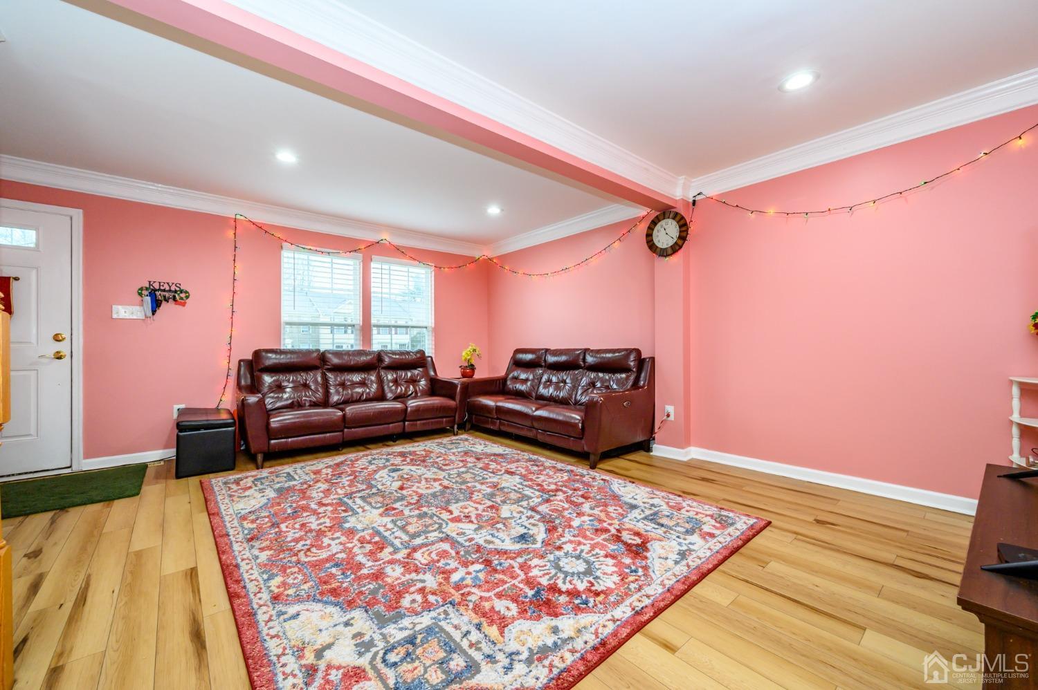 21 Knightwood Road Burlington, NJ 08016 - Photo 5 of 38 Gallery Image 5