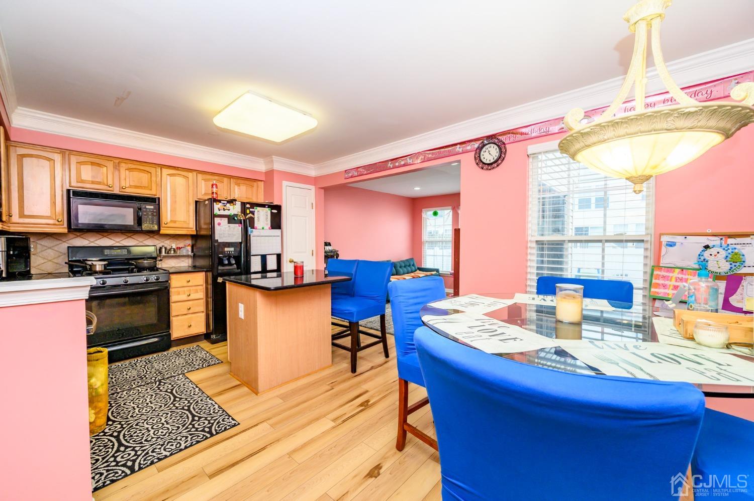 21 Knightwood Road Burlington, NJ 08016 - Photo 8 of 38 Gallery Image 8